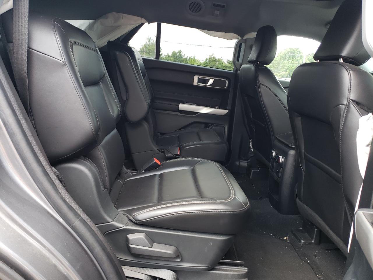 1FMSK8DH4MGB92369 2021 Ford Explorer Xlt