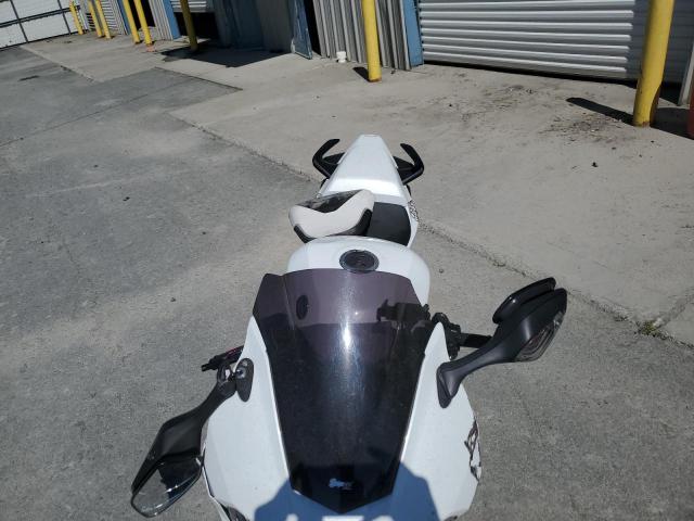 2014 HONDA VFR800 F JH2RC7958EK000028