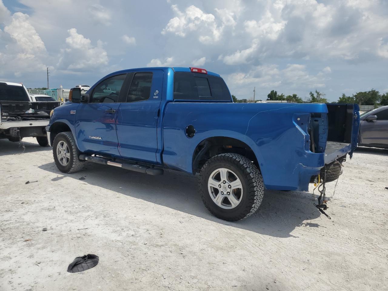 5TBBV541X8S496775 2008 Toyota Tundra