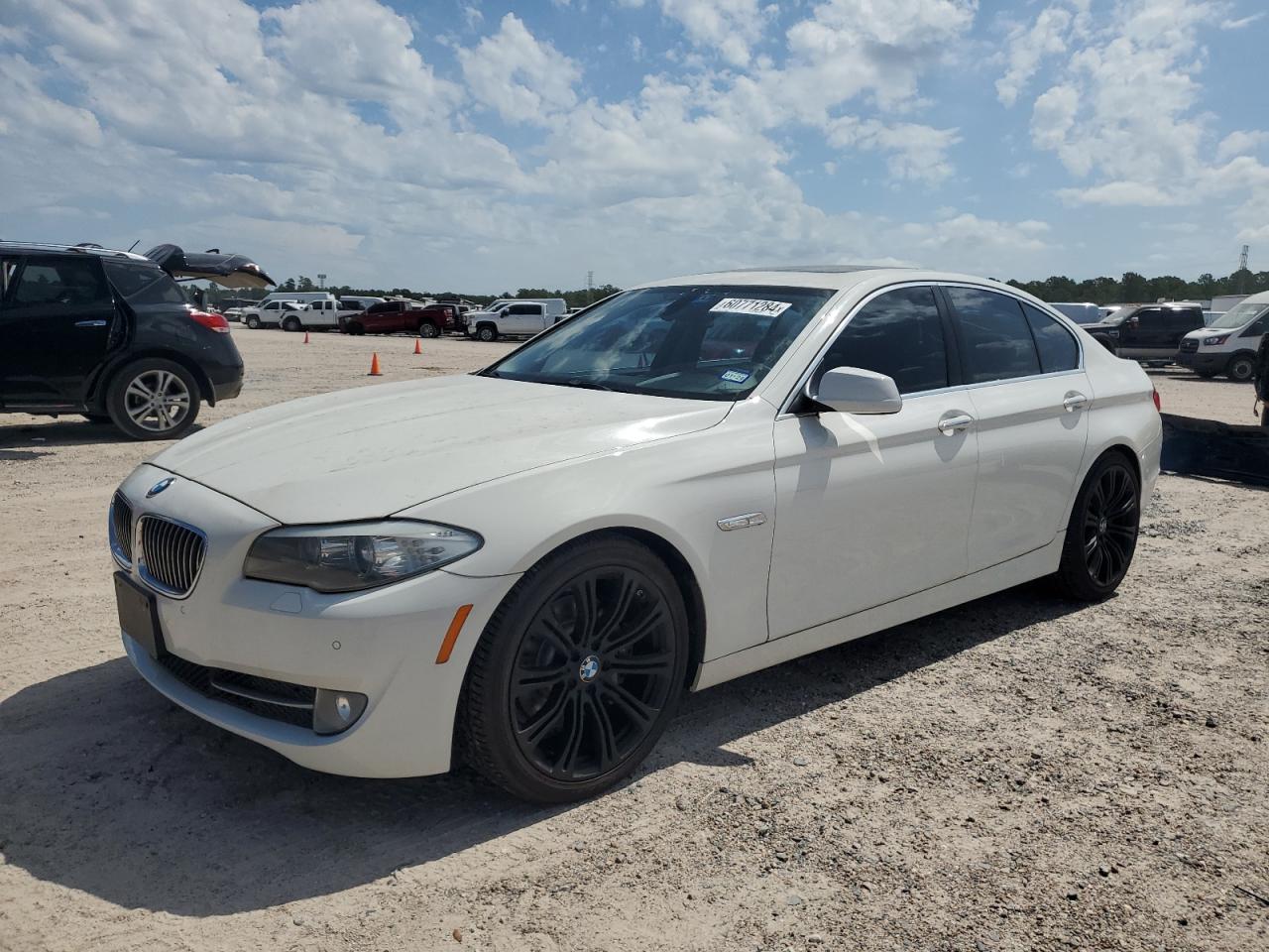 2012 BMW 535 I vin: WBAFR7C56CC811852