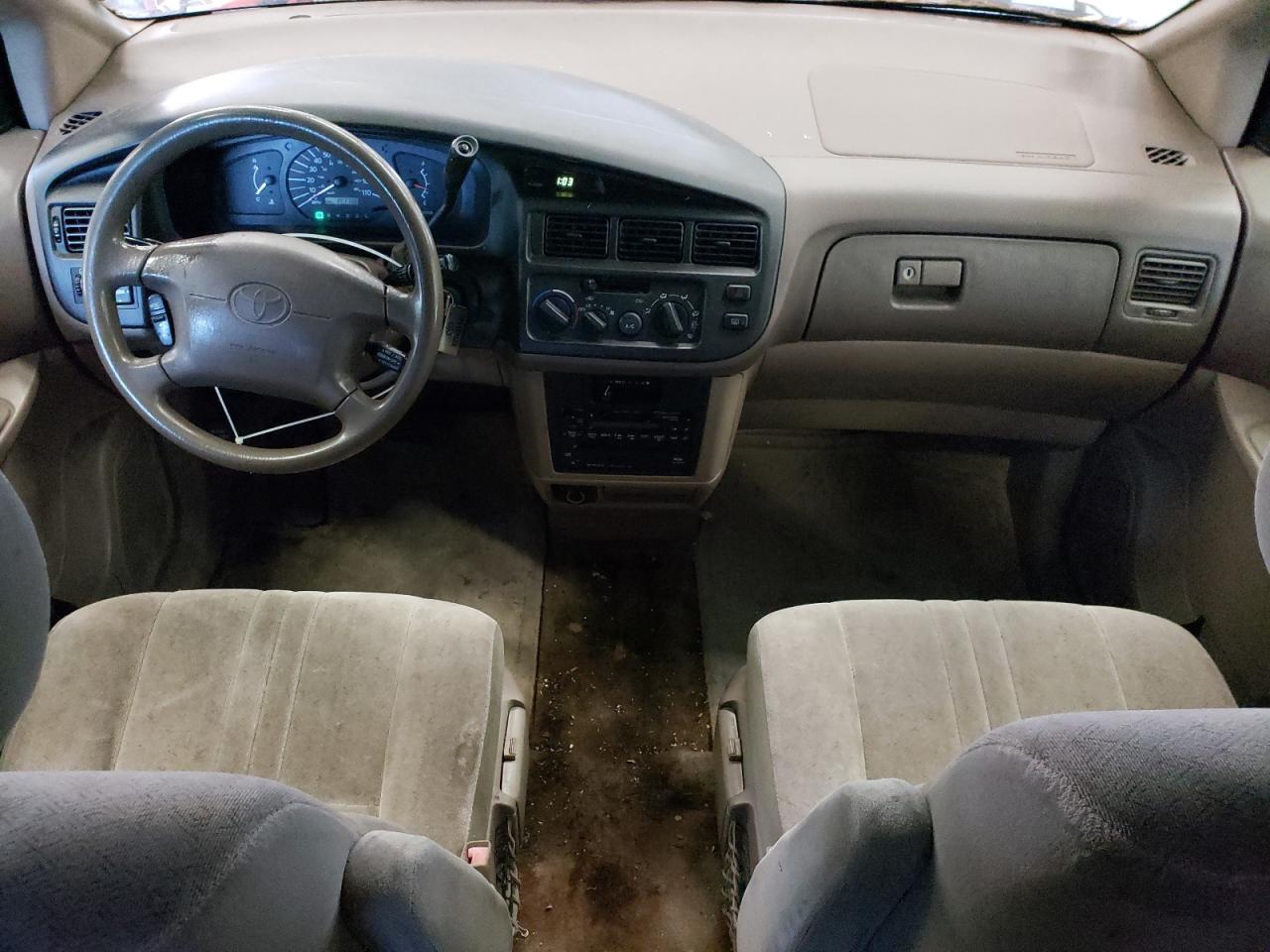 4T3GF19C7XU126197 1999 Toyota Sienna Ce