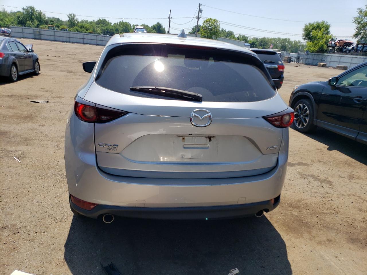 JM3KFBCM2K0556368 2019 Mazda Cx-5 Touring