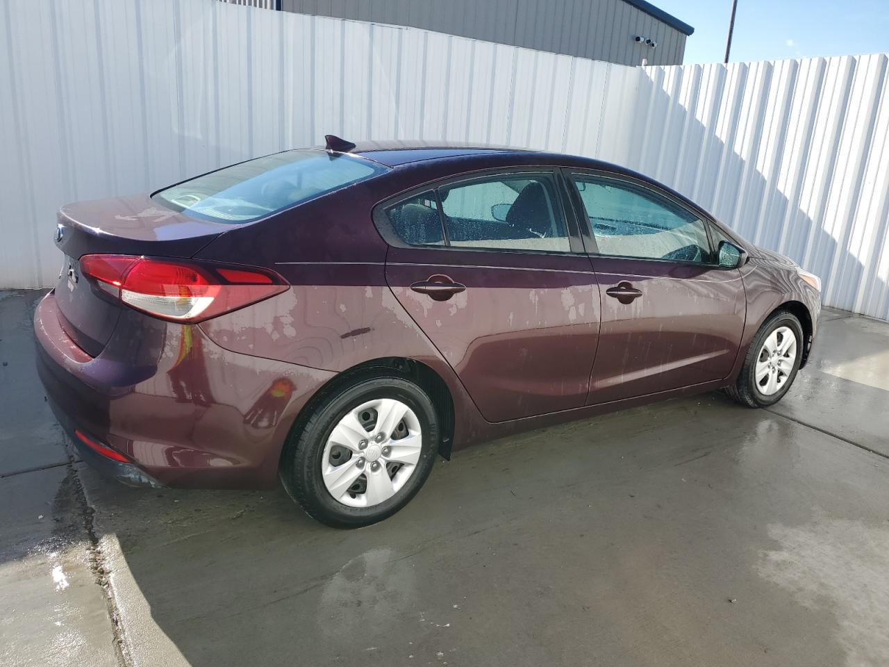 3KPFK4A7XJE166039 2018 Kia Forte Lx