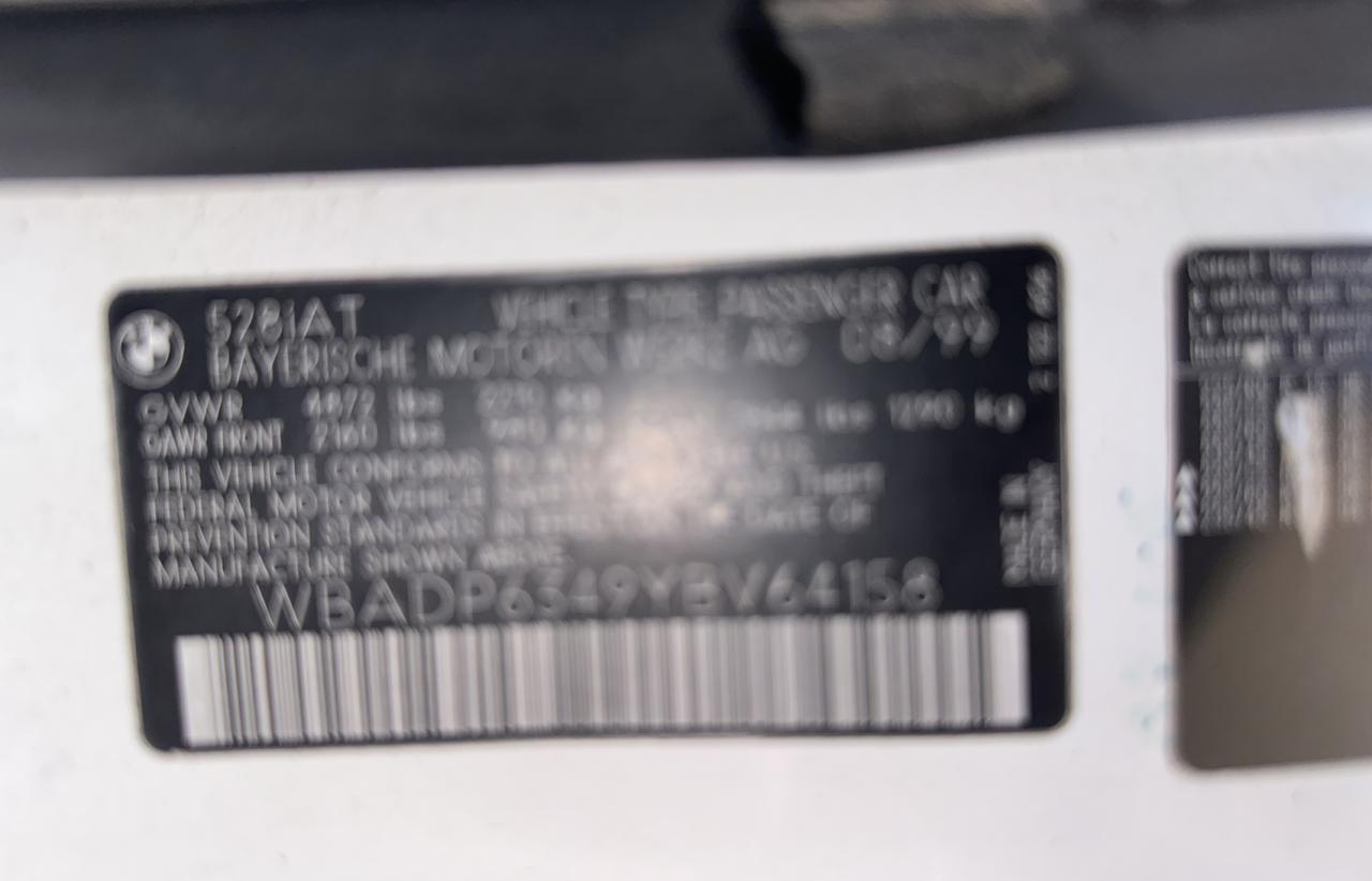 WBADP6349YBV64158 2000 BMW 528 It Automatic