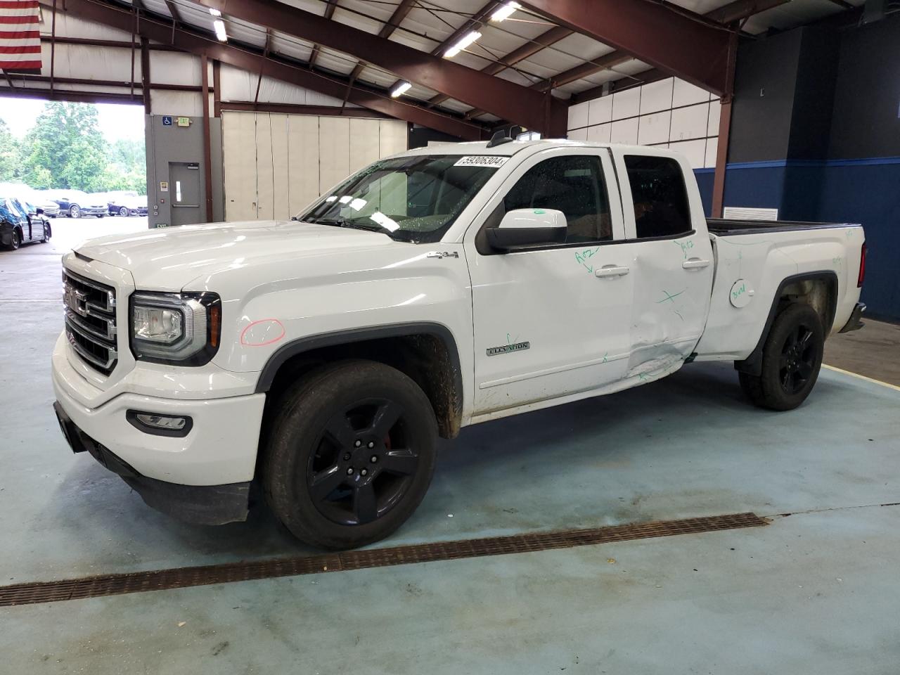 2018 GMC Sierra K1500 vin: 1GTV2LECXJZ220909