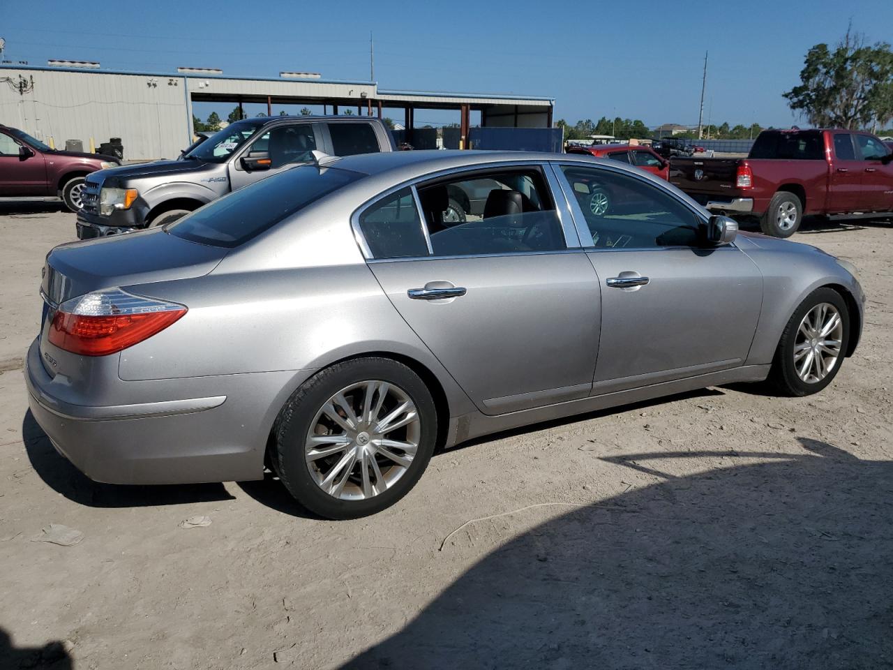 KMHGC4DE8AU096680 2010 Hyundai Genesis 3.8L