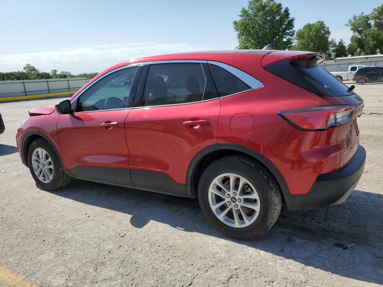 1FMCU0G62MUB09775 FORD ESCAPE 2021