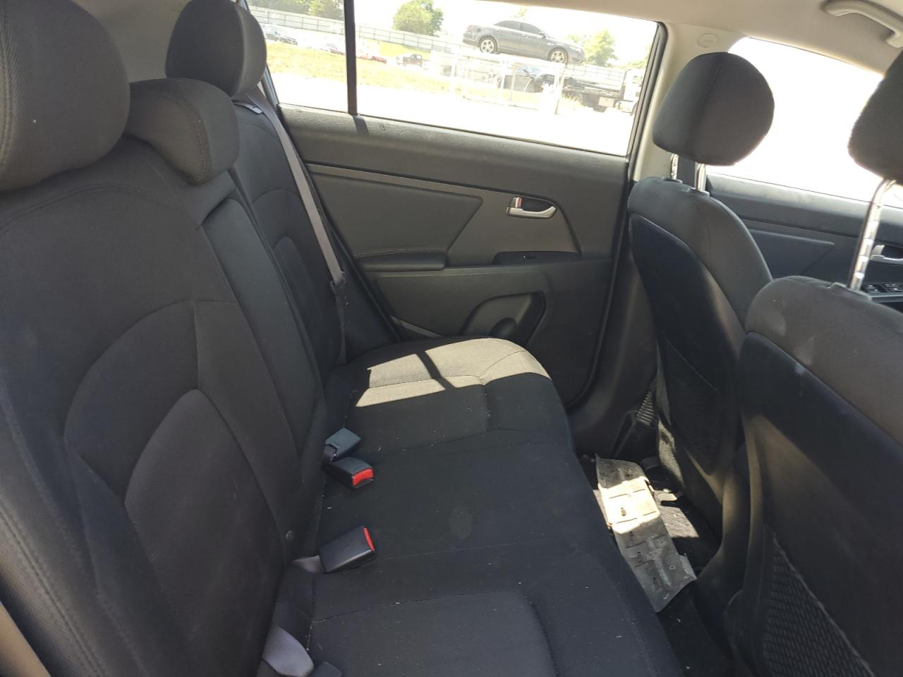 KNDPB3A26C7276639 2012 Kia Sportage Base