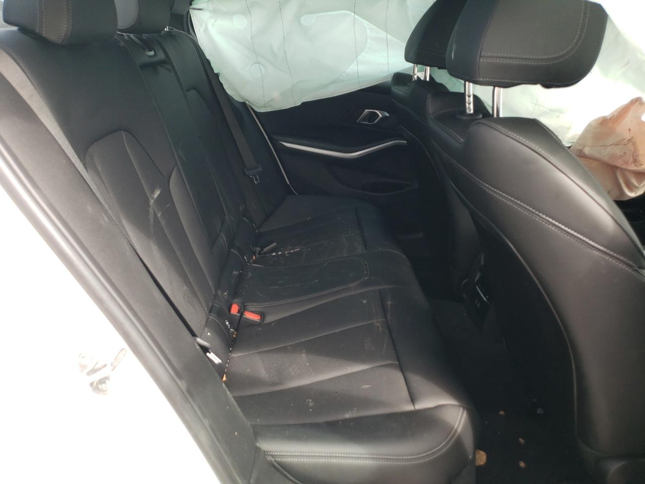 3MW39FF03R8E08229 2024 BMW 330E