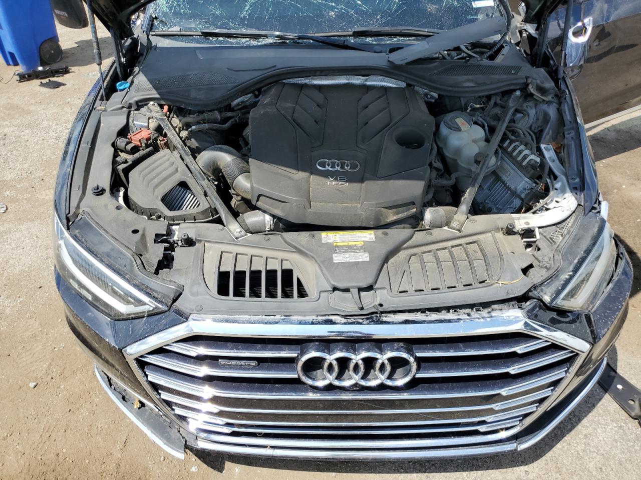 WAU8DAF80KN007351 2019 Audi A8 L