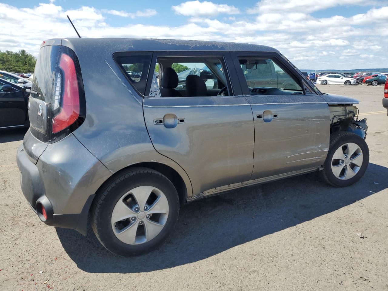 2016 Kia Soul vin: KNDJN2A2XG7385702