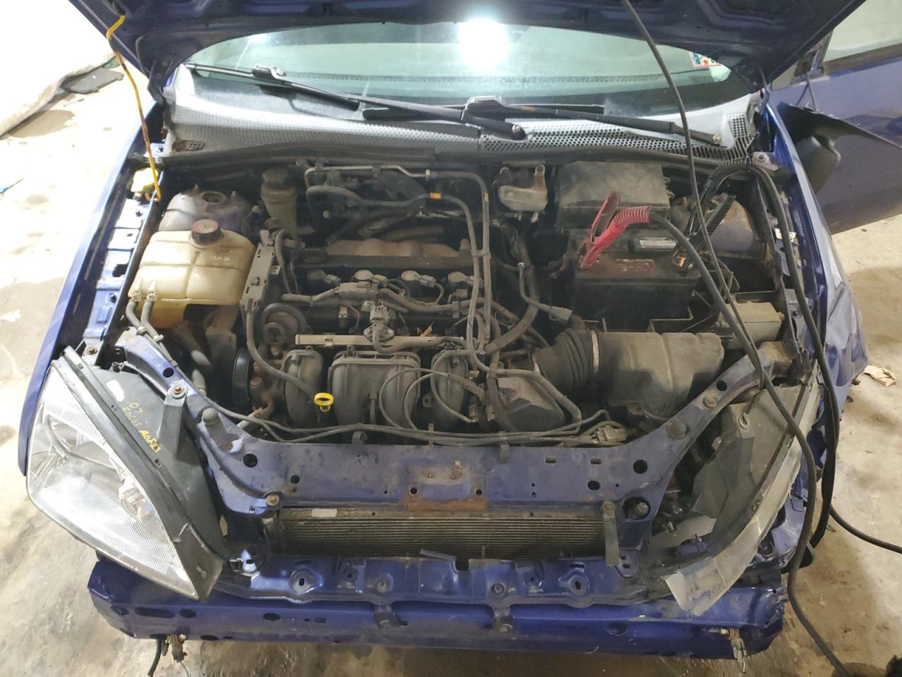 3FAFP37N35R120106 2005 Ford Focus Zx5