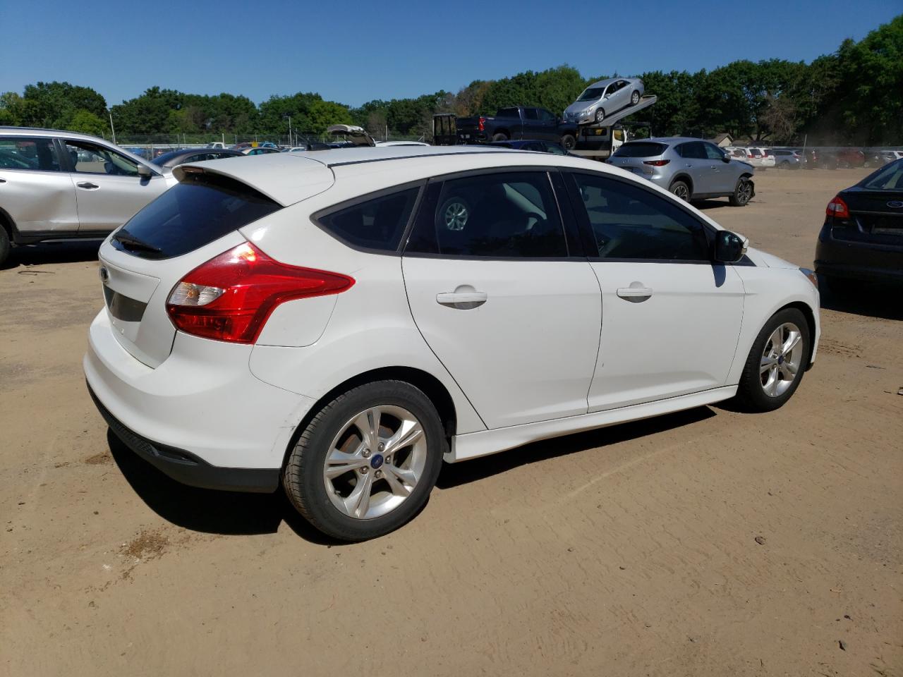 1FADP3K24EL322696 2014 Ford Focus Se