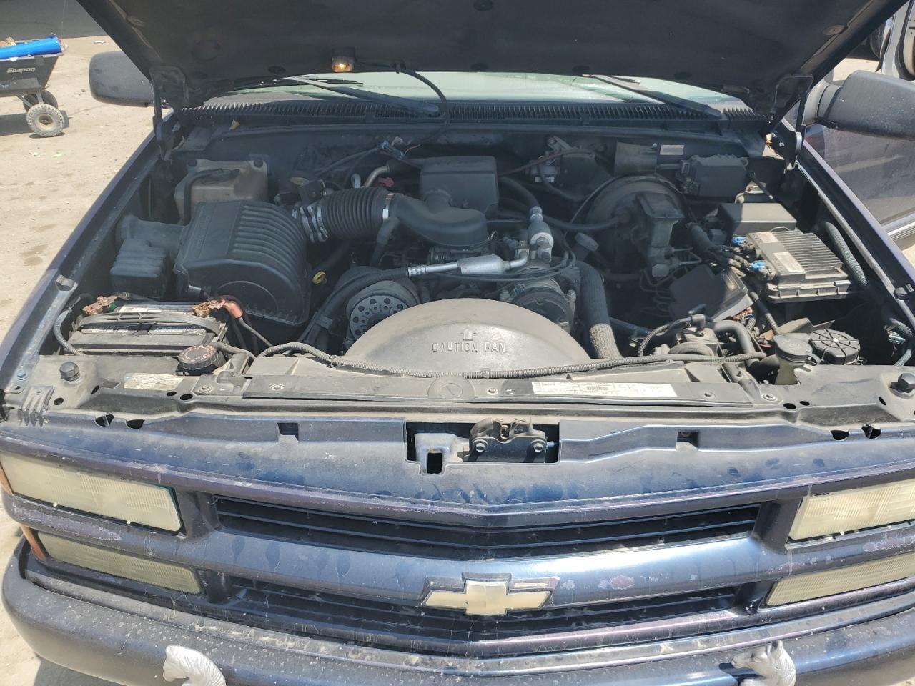 1GNEK13R9YR155094 2000 Chevrolet Tahoe K1500