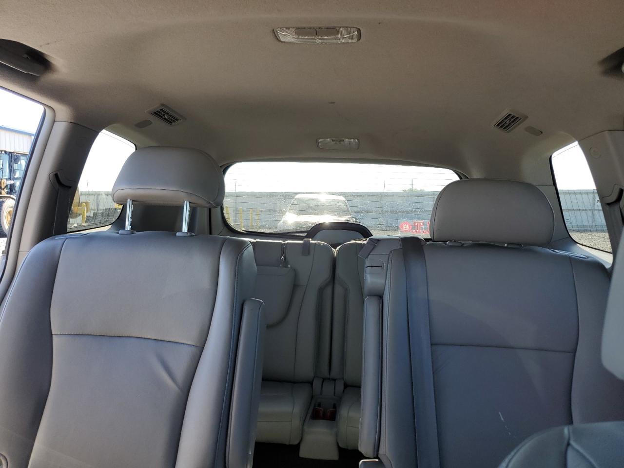 5TDBK3EH1BS078919 2011 Toyota Highlander Base