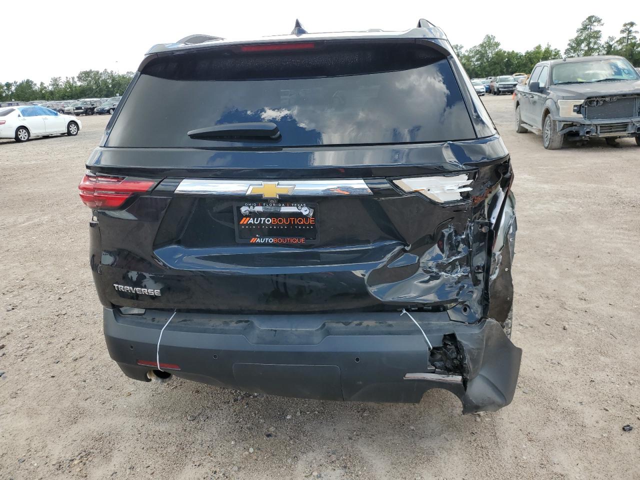 2022 Chevrolet Traverse Lt vin: 1GNERHKW4NJ142839