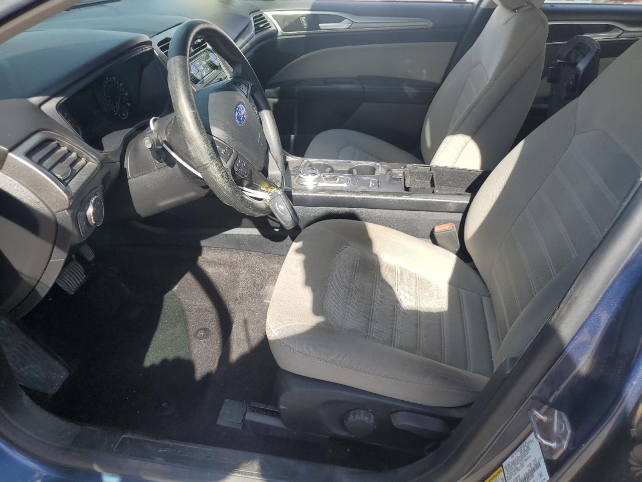 2019 Ford Fusion S vin: 3FA6P0G73KR249300