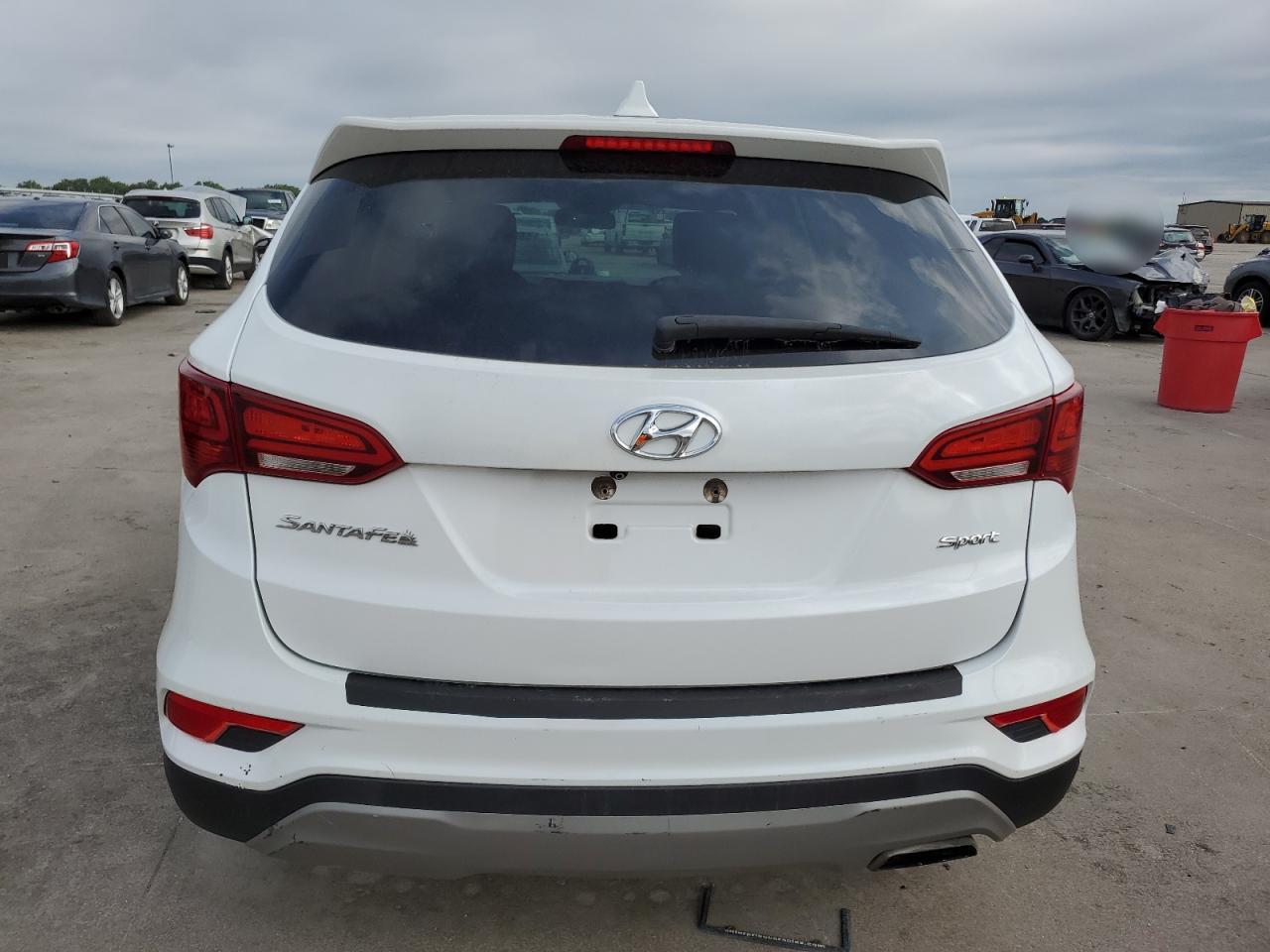 2017 Hyundai Santa Fe Sport vin: 5NMZT3LB0HH004591