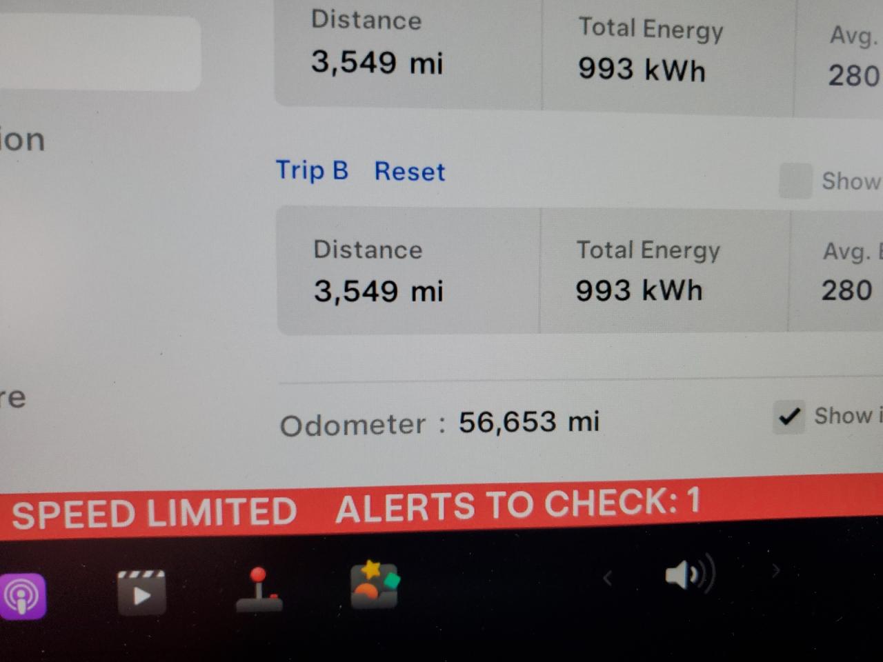 2018 Tesla Model 3 vin: 5YJ3E1EB7JF105278