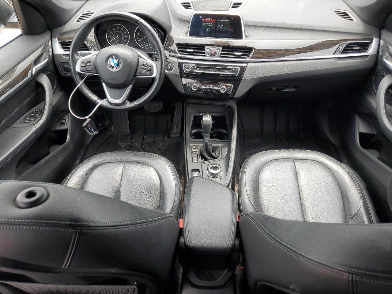 WBXHT3C37J5F93142 2018 BMW X1 xDrive28I