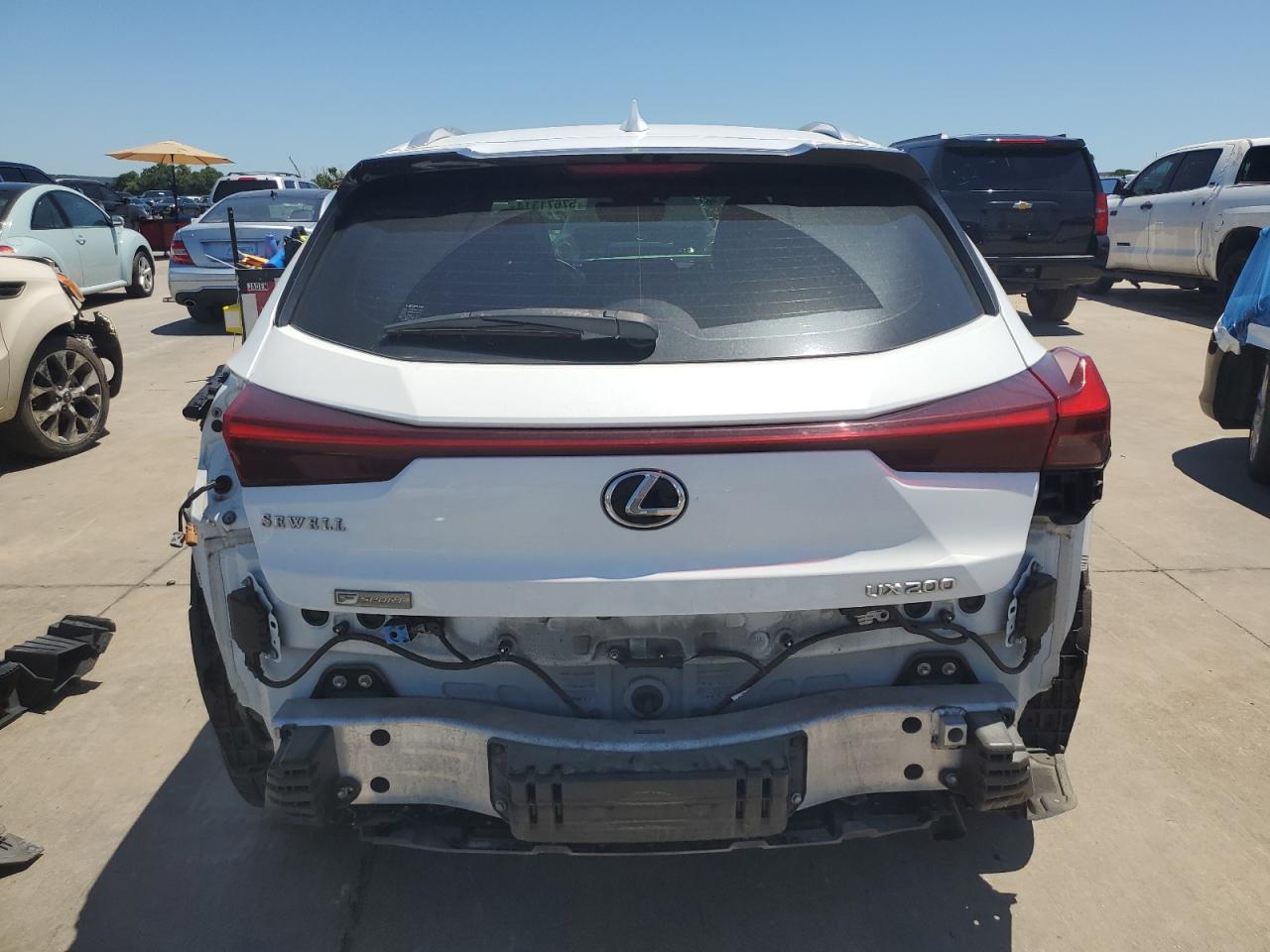 JTHY3JBH4K2001970 2019 Lexus Ux 200