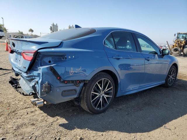 Vin: 4t1g11ak2ru240542, lot: 59044694, toyota camry se night shade 20243