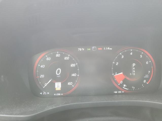 2019 Volvo Xc60 T5 VIN: LYV102RK8KB215359 Lot: 57739064