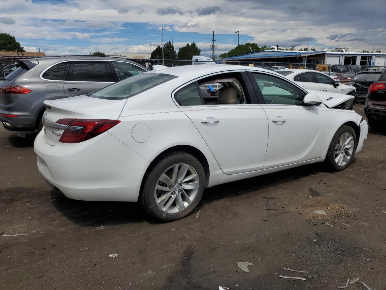 2016 Buick Regal vin: 2G4GK5EX8G9168430