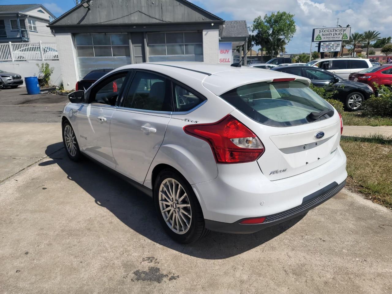 2013 Ford Focus Bev vin: 1FADP3R40DL268206