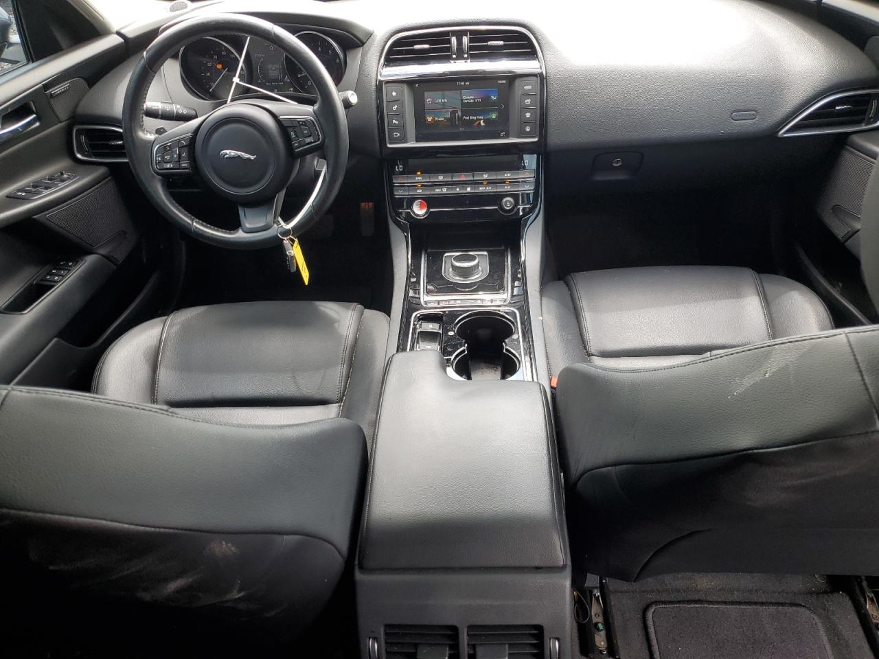 SAJAD4BG9HA969586 2017 Jaguar Xe Premium