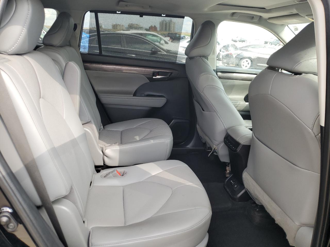 5TDYZRAH1MS522270 2021 Toyota Highlander Limited