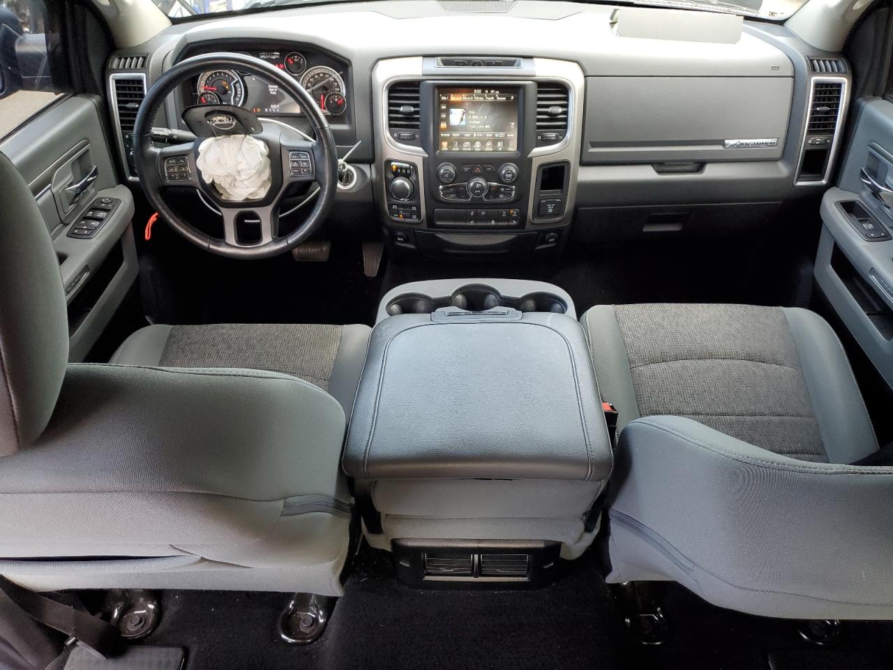 3C6RR7LT1HG627073 2017 Ram 1500 Slt