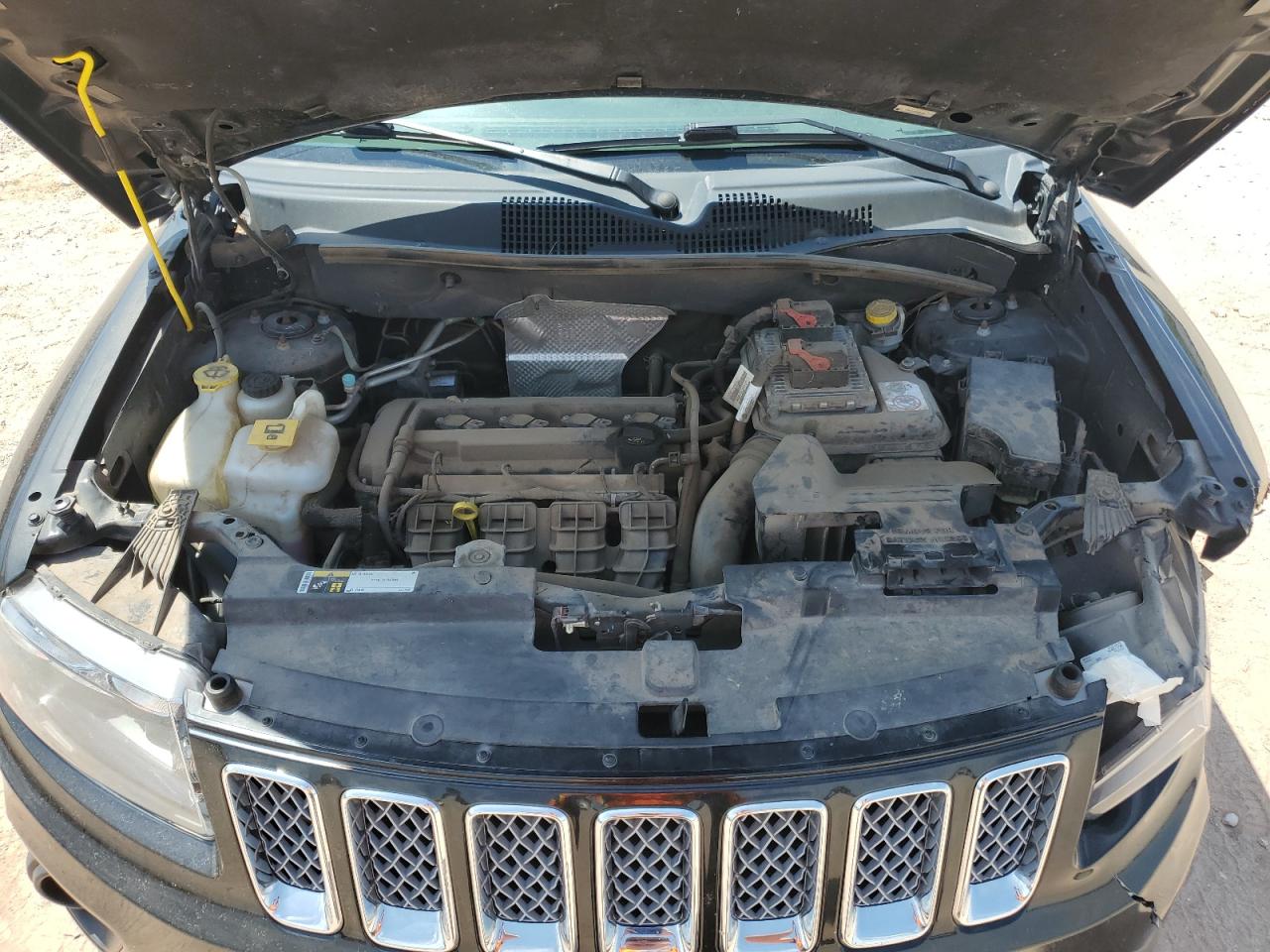 1C4NJCEA2GD620566 2016 Jeep Compass Latitude