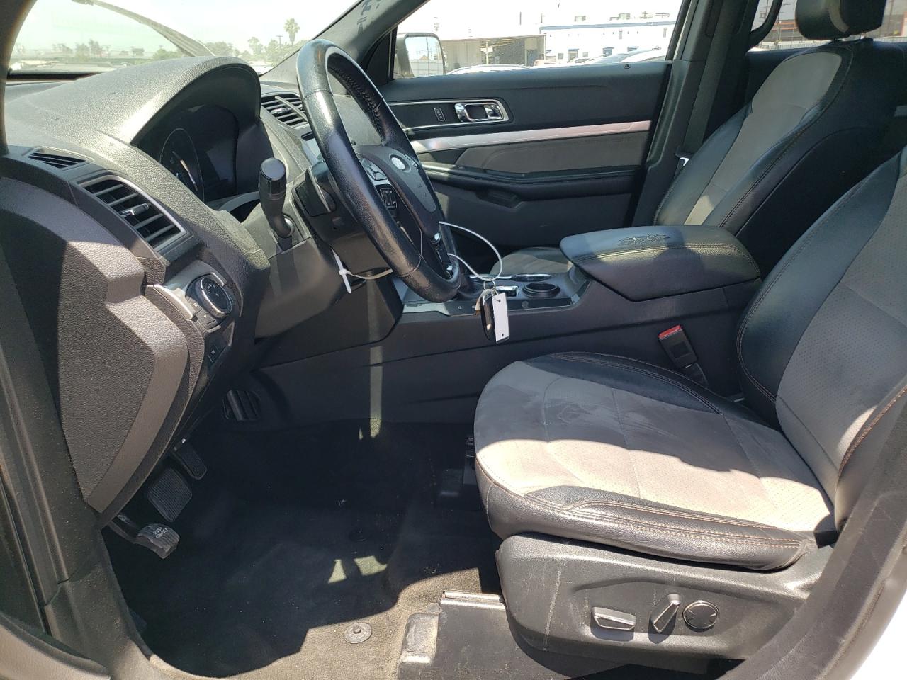 1FM5K7D82HGD04308 FORD EXPLORER 2017