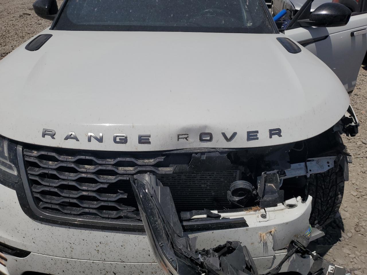 SALYL2RV1JA772600 2018 Land Rover Range Rover Velar R-Dynamic Se