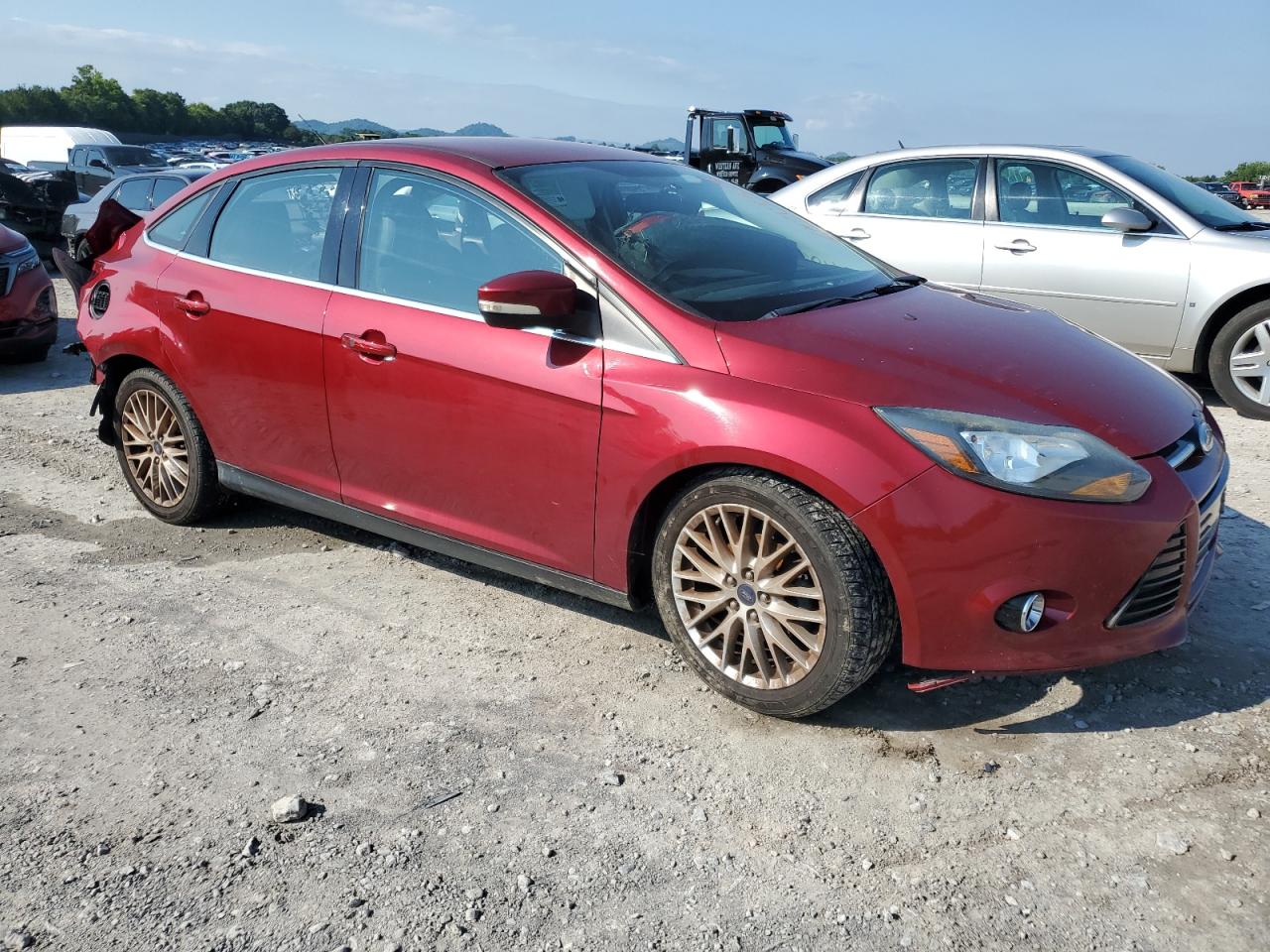 1FADP3J24EL279429 2014 Ford Focus Titanium