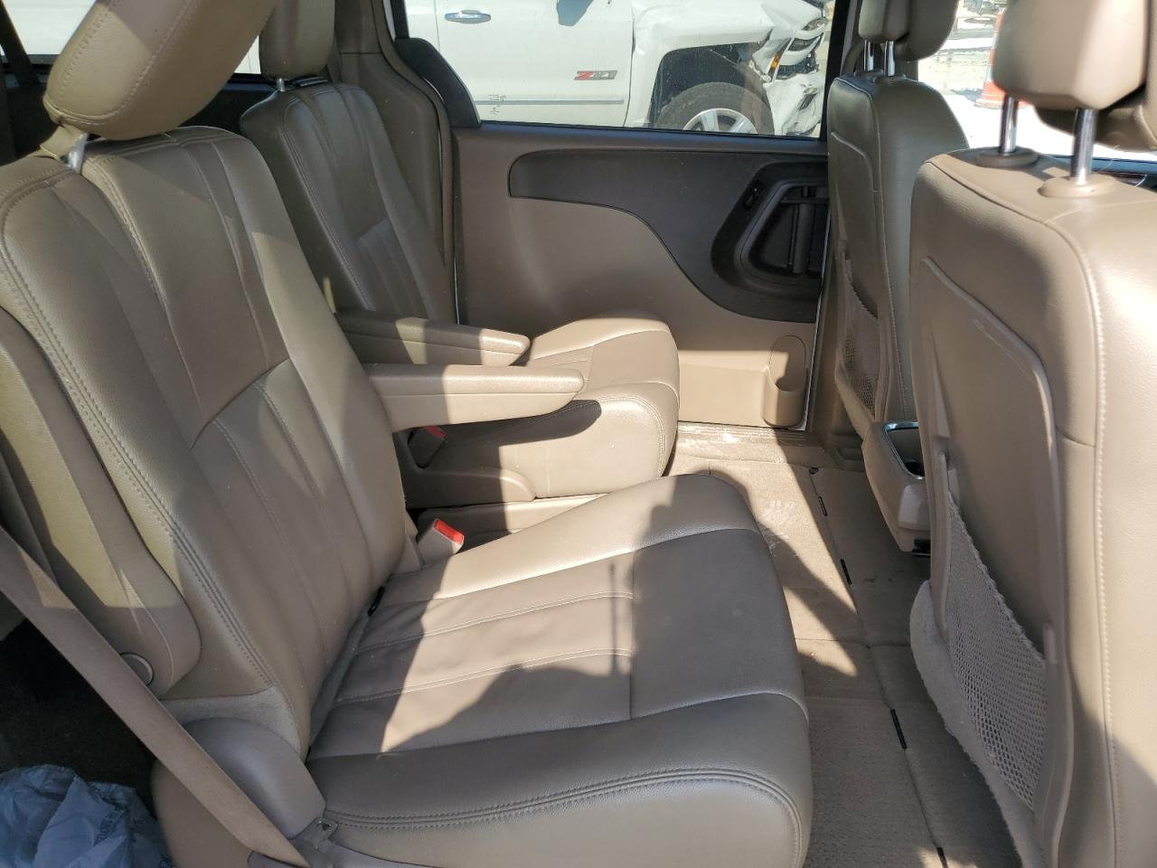 2C4RC1BG2FR560907 2015 Chrysler Town & Country Touring