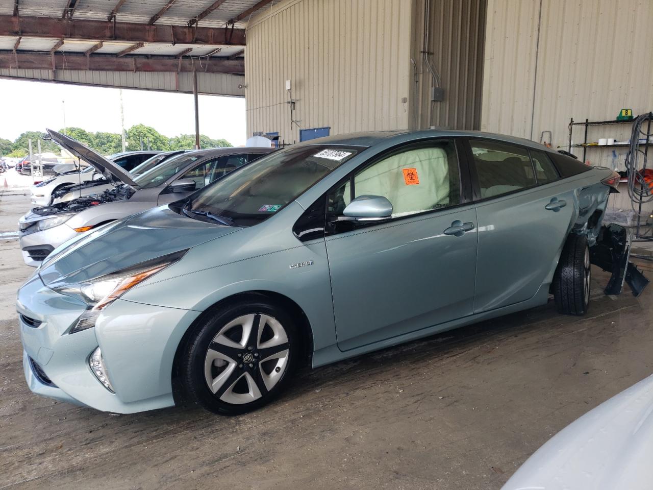 JTDKARFU0G3516940 2016 Toyota Prius