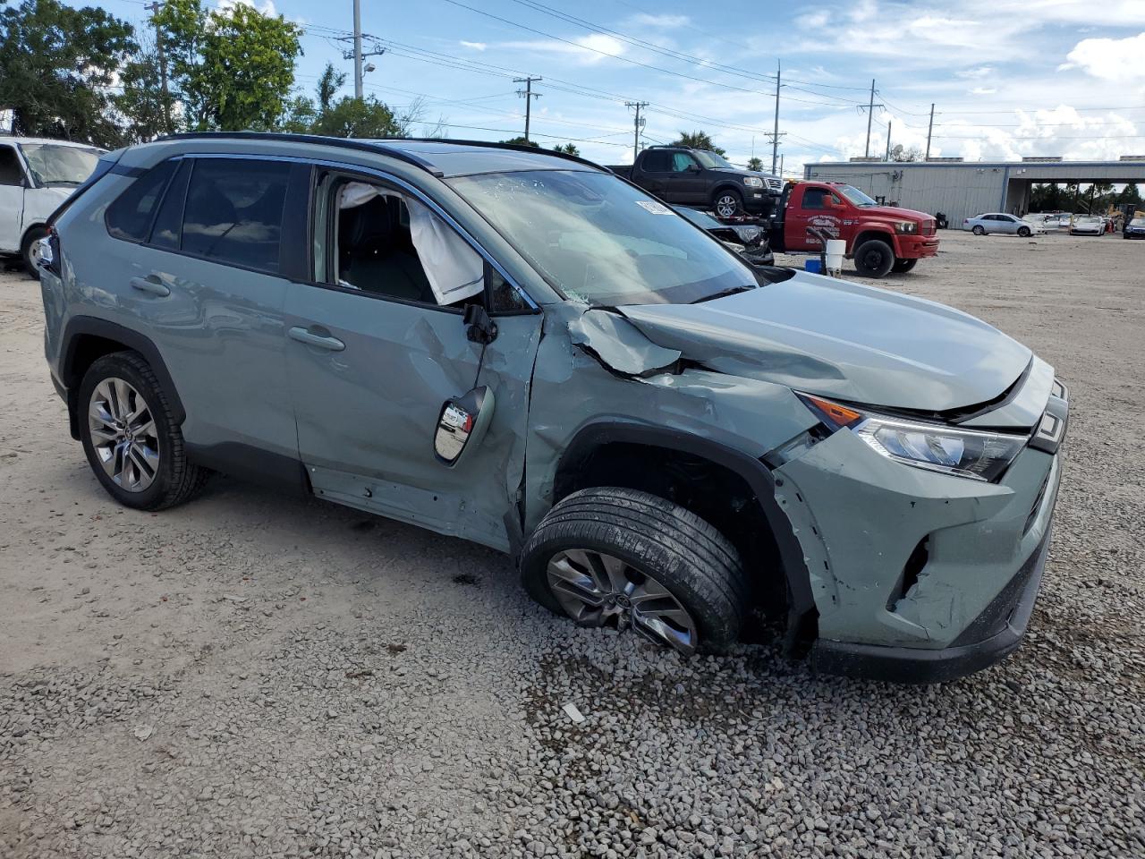 2T3C1RFVXMW184771 2021 Toyota Rav4 Xle Premium 2T3C1RFVXMW184771 2021 Toyota Rav4 Xle Premium