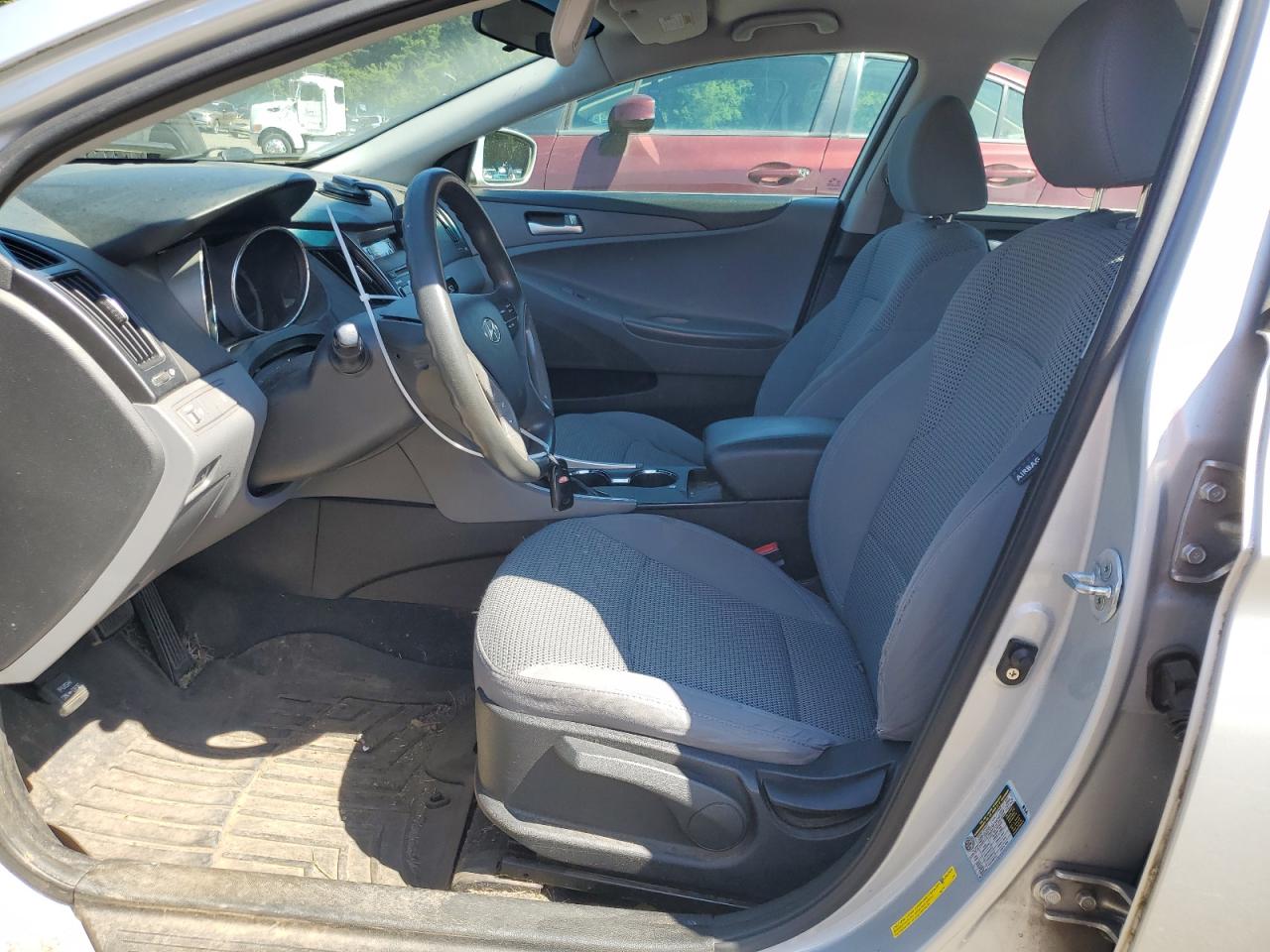 5NPEB4AC1BH024734 2011 Hyundai Sonata Gls