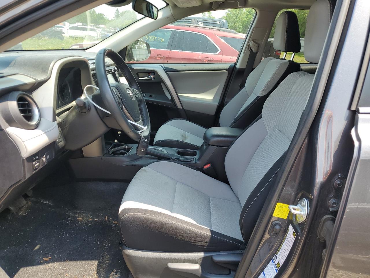 2T3RFREV4HW672956 2017 Toyota Rav4 Xle