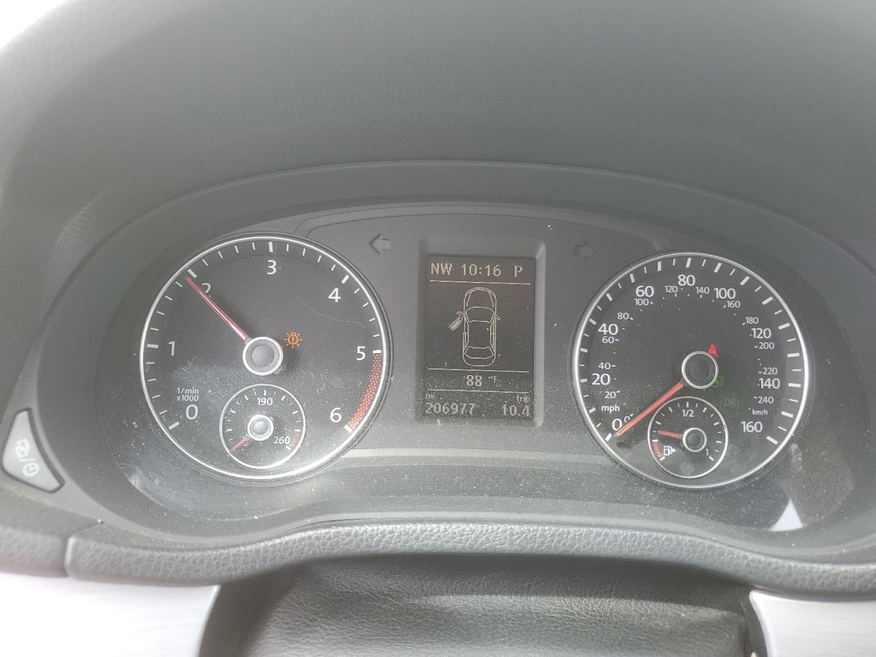 1VWBN7A39DC037223 2013 Volkswagen Passat Se