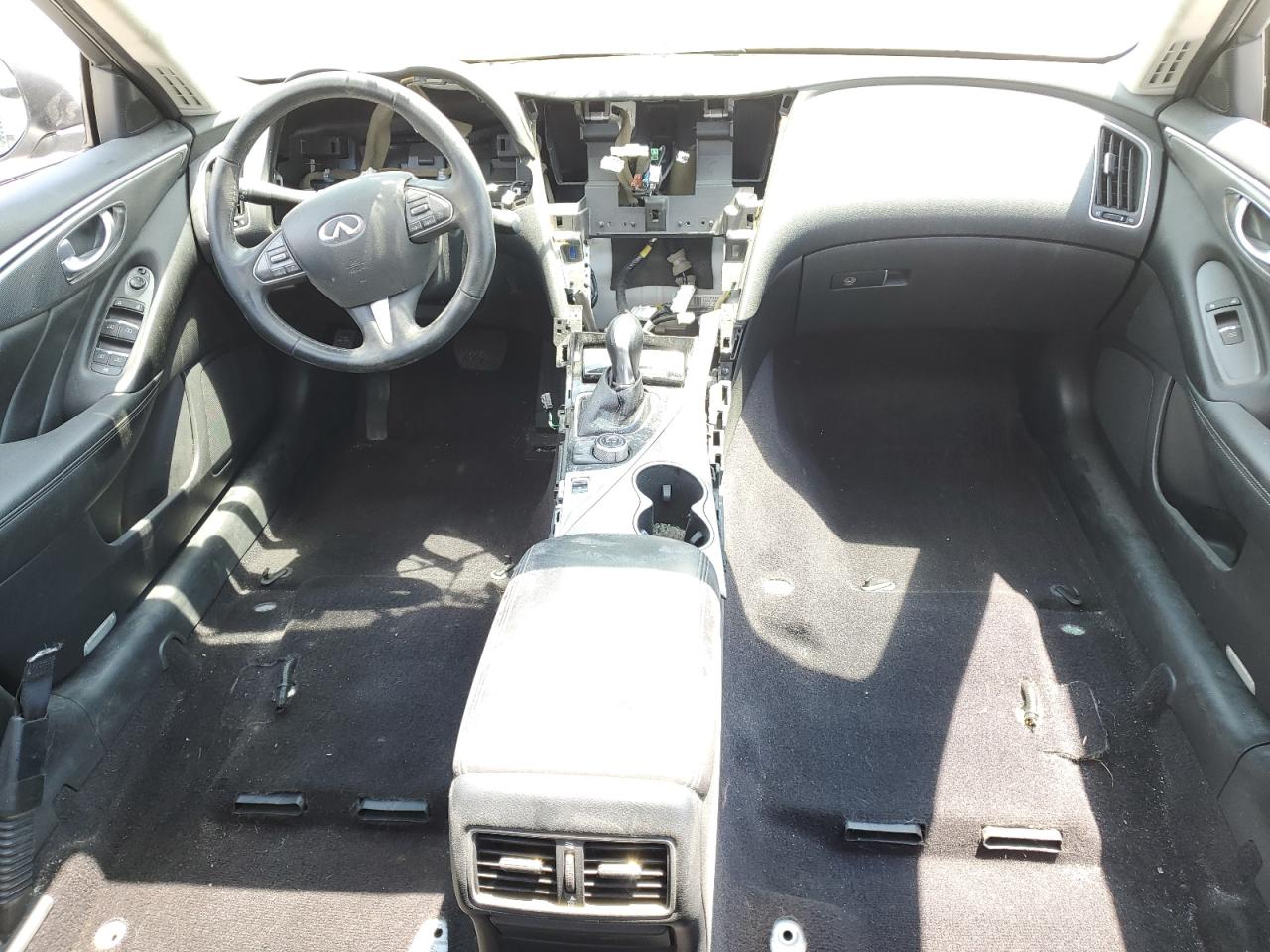 JN1EV7AP5HM739884 2017 Infiniti Q50 Premium