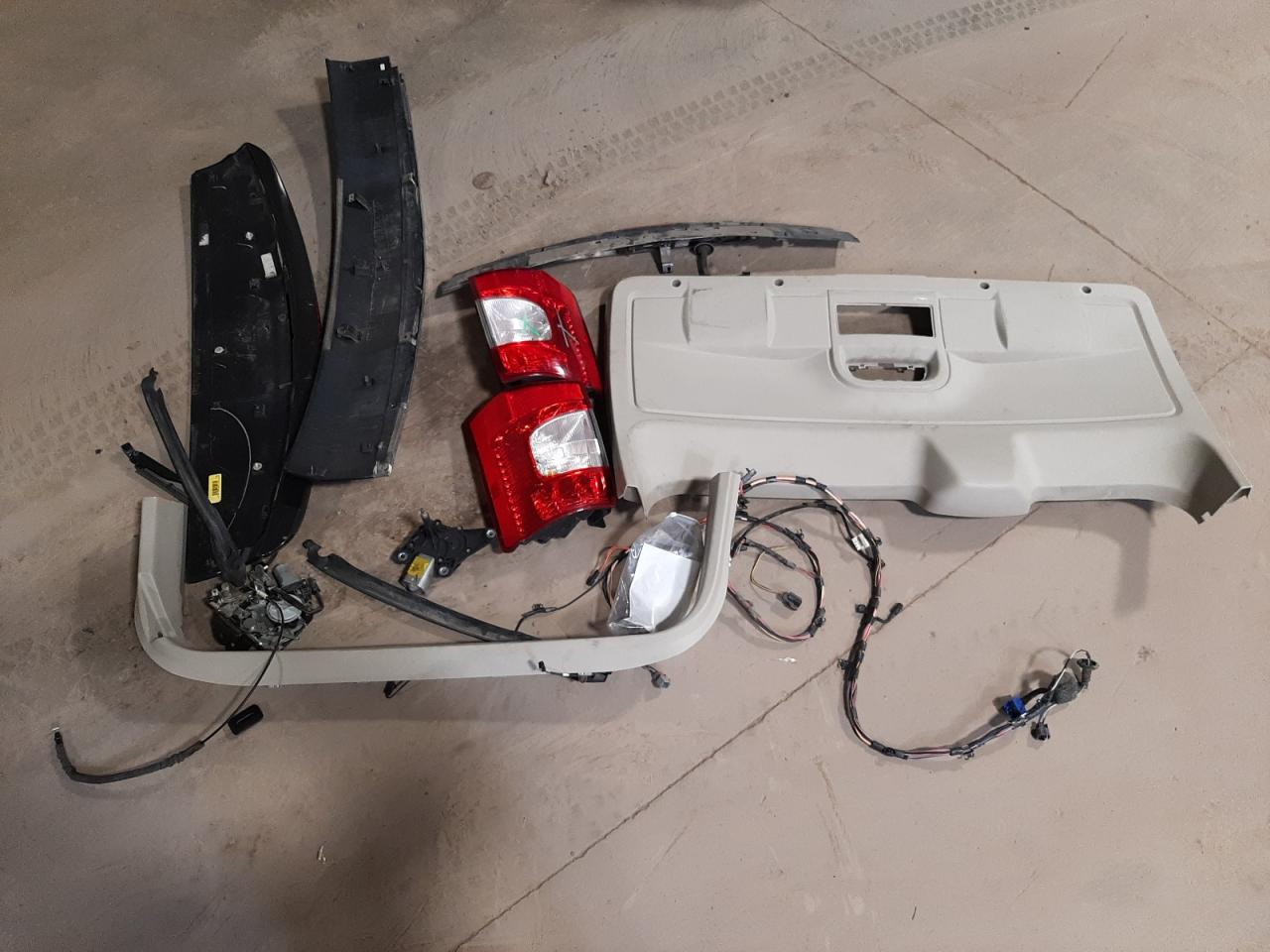 2C4RC1BG9CR416718 2012 Chrysler Town & Country Touring