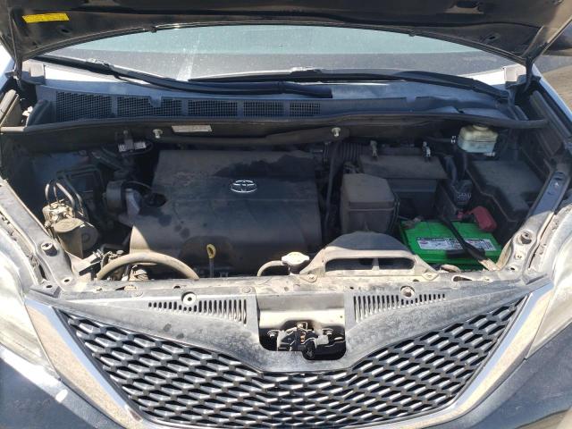 2016 TOYOTA SIENNA SE 5TDXK3DC8GS698394