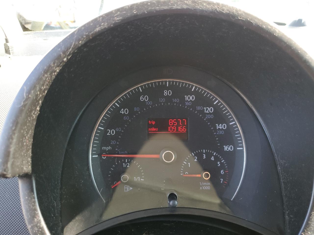 3VWRF31Y96M328838 2006 Volkswagen New Beetle Convertible Option Package 1