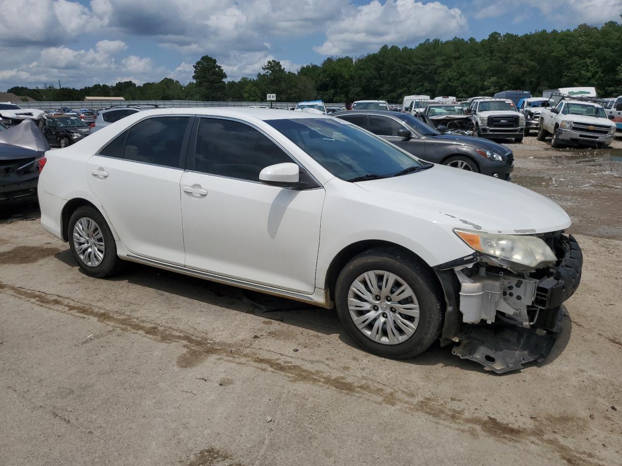 4T4BF1FK6ER381392 2014 Toyota Camry L