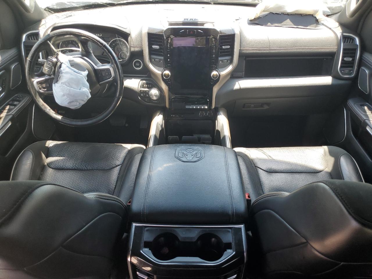 1C6SRFJT3KN618985 2019 Ram 1500 Laramie