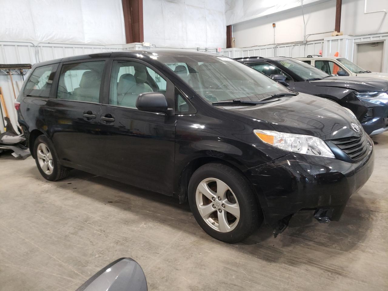 5TDZK3DC0FS627231 2015 Toyota Sienna