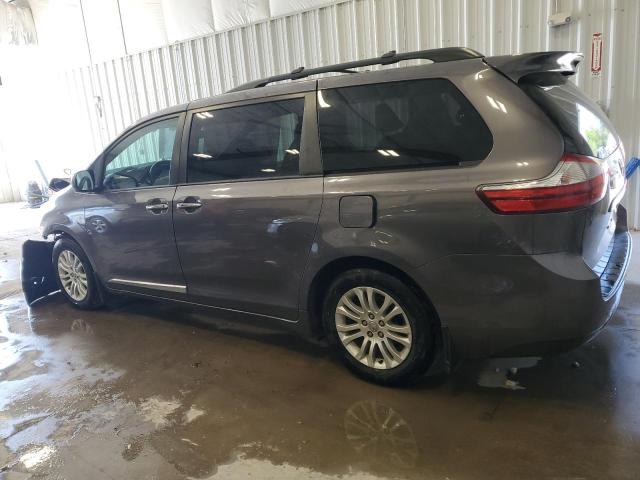 5TDYZ3DC7HS896840 2017 TOYOTA SIENNA - Image 2